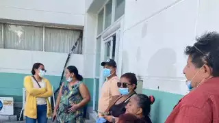 Amenazan con paro en Hospital Quiroga de Ciudad del Carmen por impago de aguinaldos