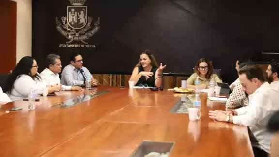 Cecilia Patrón instaló el Comité de Combate a la Pobreza, para minimizar el rezago en la capital.