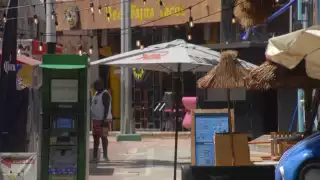 Trabajadores del sector turístico y comerciantes, afectados por la temporada baja