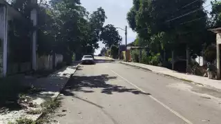 Al revisarlo los policías encontraron un estuche  en los bolsillo de su pantalón en donde traía varias bolsitas con presuntas drogas