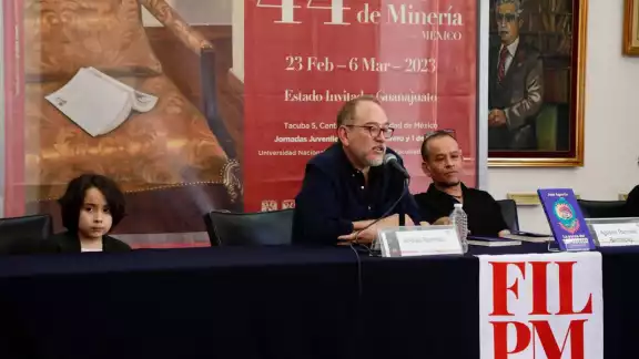 José Agustín se encarga de la reedición de La Tumba José Agustín se encarga de la reedición de La Tumba