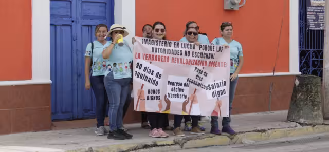 Los maestros se mantienen en espera del inicio de una mesa de diálogo