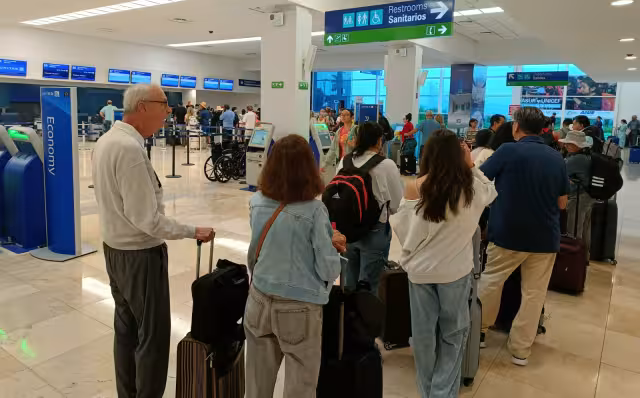 Hay diversas rutas en el aeropuerto de Mérida