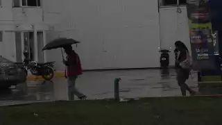 Se recomienda a la población cancunense el salir con precaución en caso de lluvias