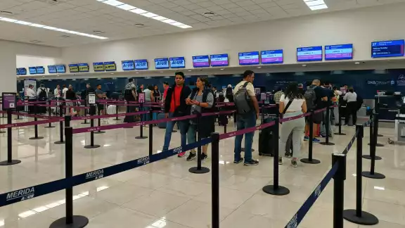 Hay afluencia regular de pasajeros en el aeropuerto de Mérida Hay afluencia regular de pasajeros en el aeropuerto de Mérida