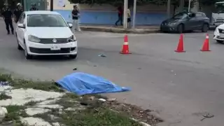 Fatal accidente en la García Ginerés: Motociclista  pierde la vida tras colisionar contra un vehículo  en Mérida   