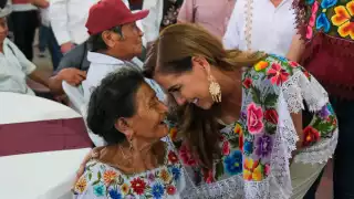 La gobernadora Mara Lezama celebra junto a dignatarios el Día Nacional Maya.