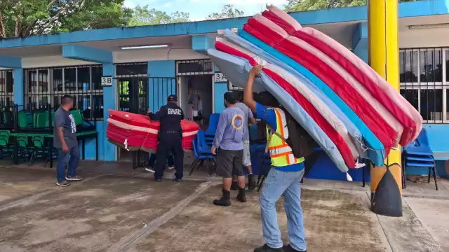 Los albergues en Peto fueron realizados en coordinación con protección civil, policía municipal y estatal ante la llegada de "Milton".