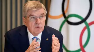"Nunca hubo duda que eran mujeres", asegura Thomas Bach, presidente del COI tras polémica de  boxeadoras 