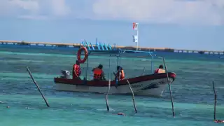 Cierran puertos de Quintana Roo por una “Surada” hoy domingo 16 de marzo