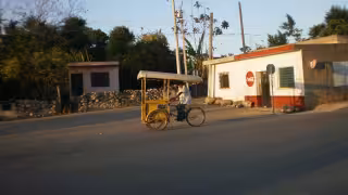 De más de 800 a sólo 15: el tricitaxi se extingue lentamente tras décadas de servicio en Peto