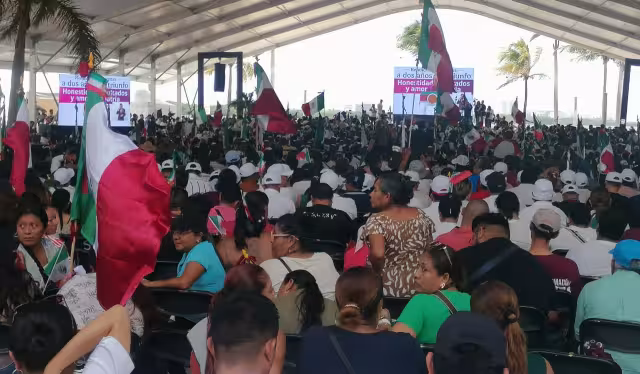 Ciudadanos destacan continuidad de obras y programas durante evento de Claudia Sheinbaum