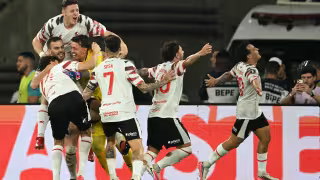 Estudiantes se convirtió en el segundo finalista de la Copa Libertadores.