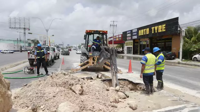 Dos exfuncionarios de su administración están incluidos en la denuncia por ampliar el permiso