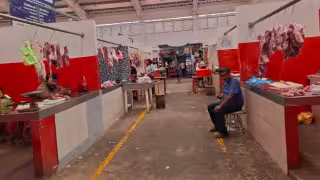 Falla en cuarto frío provoca pérdidas de carne en mercado de Hecelchakán