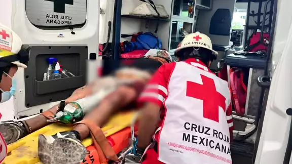 El hombre se encuentra grave en el hospital de Cancún