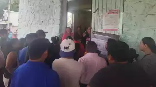 Conato de discusión en elección de Comisario Municipal en Xbacab, Campeche