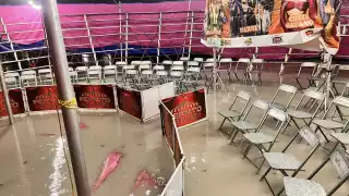 El espectáculo acuático no era parte del show: lluvia inunda circo en Progreso