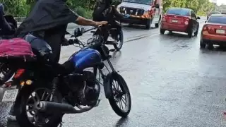 El hombre salió proyectado contra el pavimento, sufriendo serias lesiones en su cuerpo