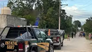 Vecino de la colonia Esperanza en Oxkutzcab toca involuntariamente cables de alta tensión