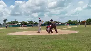 Actividades deportivas en Cancún continúan previo a la entrada de la Tormenta "Helene"