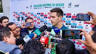 El Cachorro Montes ofreció conferencia en CAR