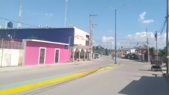 Apagones constantes en Sabancuy: vecinos viven con incertidumbre