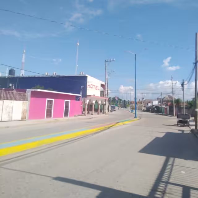 Apagones constantes en Sabancuy: vecinos viven con incertidumbre