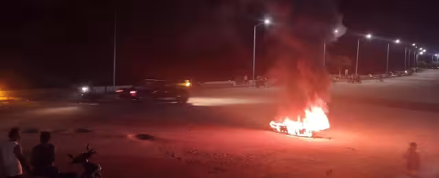 En Isla Arena, los pescadores  tuvieron una reunión en la cancha techada del poblado