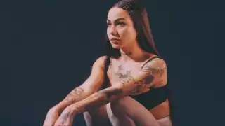 EMJAY ha conquistado el género urbano y hip-hop