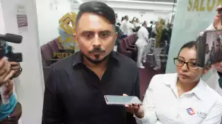 Analizan caso de policías