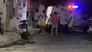 Los restos del hombre fueron llevados al anfiteatro de esta ciudad y entregados, al paso de una hora, a una funeraria local