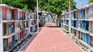 Expidieron permisos para que desde muy temprano, las florerías se instalen