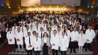 Médicos residentes del Hospital O'Horán de Mérida  fortalecerán la atención a la salud en Yucatán