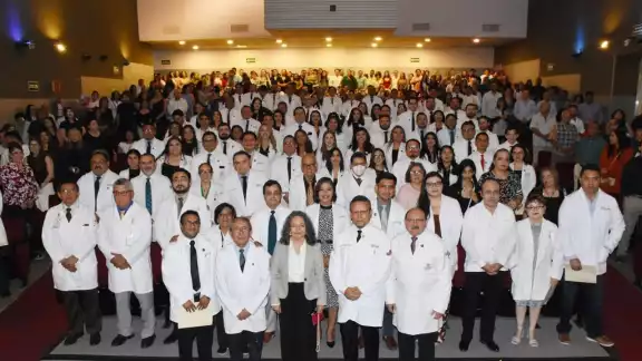 En total, 86 médicos residentes del Hospital Agustín O’Horán culminaron su formación en especialidades