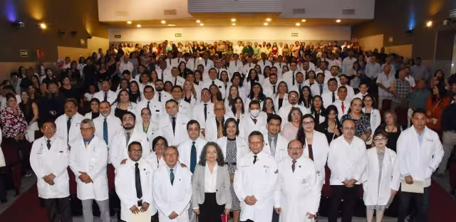 En total, 86 médicos residentes del Hospital Agustín O’Horán culminaron su formación en especialidades