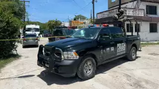Aseguran 200 litros de combustible de un domicilio en la SM 75 de Cancún  