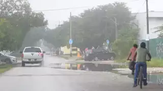 Ante el mal clima, recomiendan a la población tomar precauciones al salir