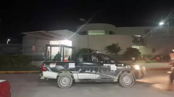 Se presume que fue sorprendido intentando robar en una vivienda cercana. Se presume que fue sorprendido intentando robar en una vivienda cercana.