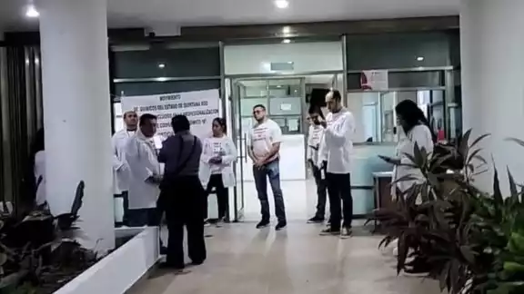 El coordinador del Movimiento de Químicos en Quintana Roo expone la falta de atención a la quejas El coordinador del Movimiento de Químicos en Quintana Roo expone la falta de atención a la quejas