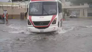 Las precipitaciones podrían estar acompañadas con descargas eléctricas, rachas de viento y hasta granizo.