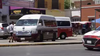 Acusan a cooperativas de competencia desleal.