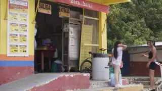 Algunas tiendas abarroteras donde también venden licor, no ofrecieron grandes promociones y eso les redujo la cantidad de clientes