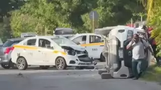 Aparatoso accidente deja a una persona lesionada en Chetumal