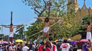A menos de dos semanas, avanzan ensayos del Viacrucis Viviente en Seyé
