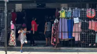 Regreso a clases, un “golpe al bolsillo": Familias cancunenses gastan hasta 5 mil pesos en útiles y uniformes