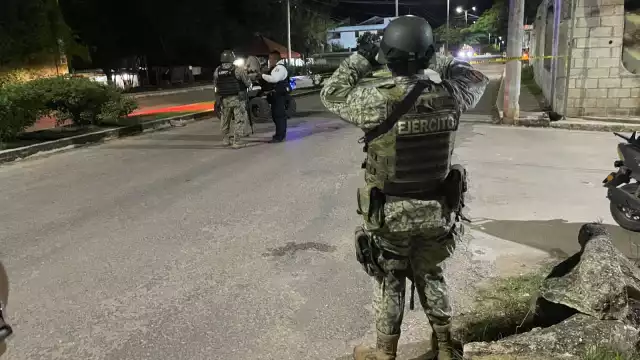 Elementos del Ejército Mexicano custodiaron el lugar de los hechos.