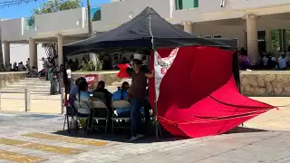 Maestros de Yucatán refuerzan sus protestas; en Tizimín amenazan con bloqueos “permanentes”