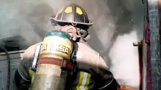 Explosión por acumulación de gas en Polígono Sur de Cancún, deja una mujer con quemaduras