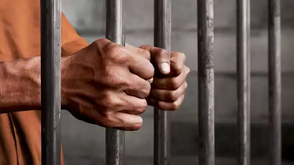 Hombre pasará 60 años en cárcel tras ser acusado de multihomicidio Hombre pasará 60 años en cárcel tras ser acusado de multihomicidio